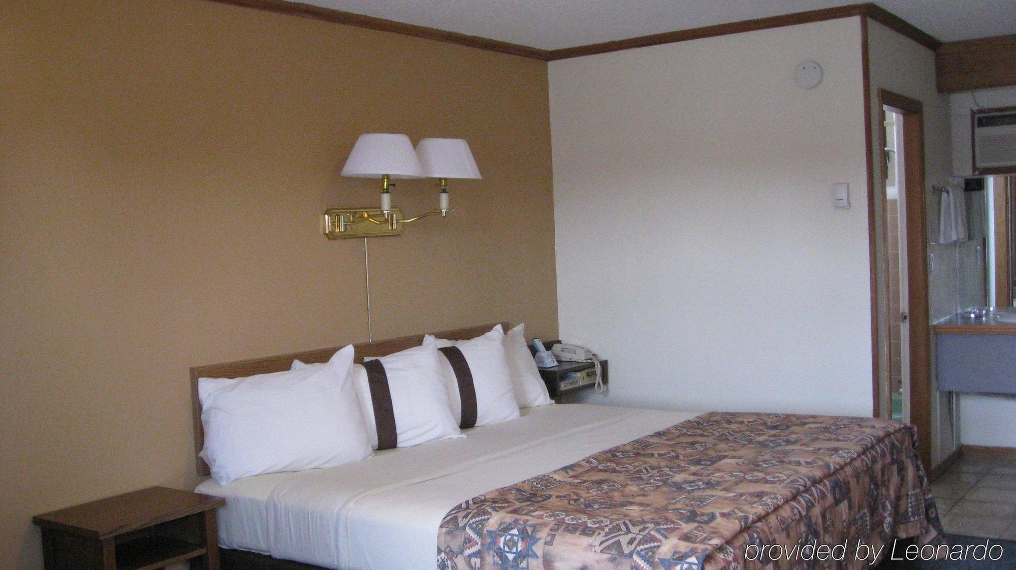 Canadas Best Value Inn Calgary Bilik gambar