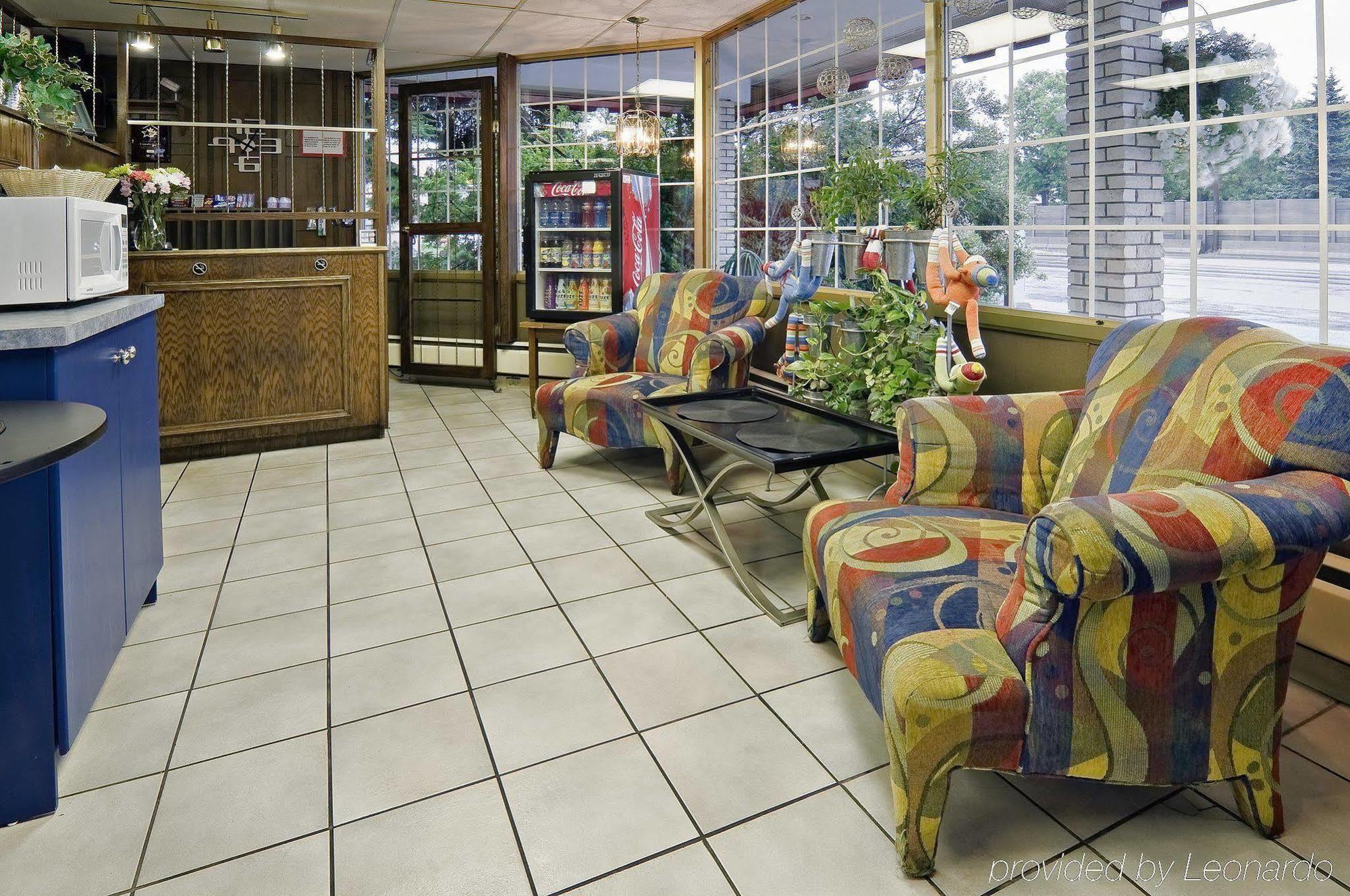 Canadas Best Value Inn Calgary Dalaman gambar